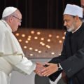 Viagem do papa Francisco aos Emirados Árabes Unidos: um cristão sedento de paz