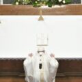 Papa publica Carta Apostólica “Desiderio Desideravi”: Abandonar as Polêmicas e Redescobrir a Beleza da Liturgia